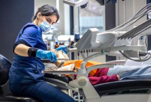 higienizacja zębów w gabinecie stomatologicznym