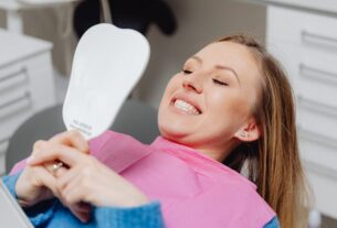 Jak odróżnić płytkę od kamienia nazębnego?