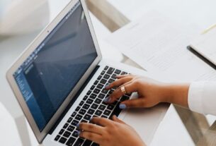 Jakie są rodzaje restrukturyzacji przedsiębiorstw w Polsce?