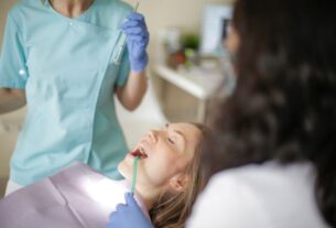 Czy można być uczulonym na tytan stosowany w implantach?